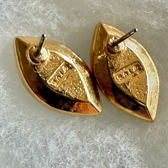 Vintage Swarovski Large Green Marquis Earrings - Picture 3 of 4